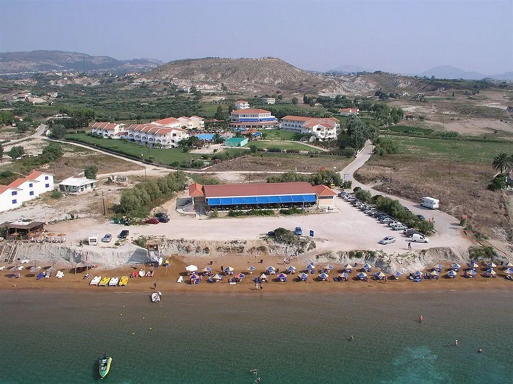 Hotel Argile Resort Mantzavináta