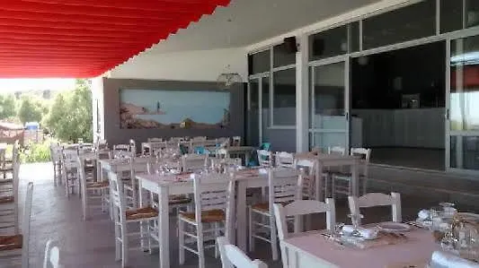 Argile Resort Mantzavináta Hotel