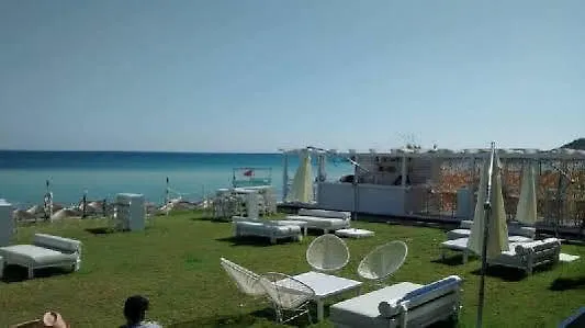 Argile Resort Mantzavinata 4*,