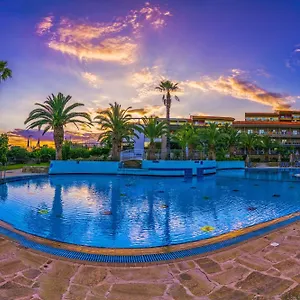 **** Hotel And Greece